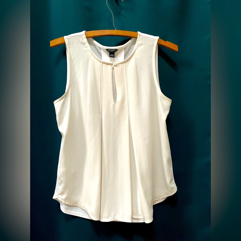 XSP Ann Taylor Cream-Colored Drapey Top
